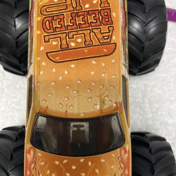 2015 hotwheels monster truck all beefed up 1:24 scale 7” - Picture 8 of 9